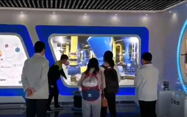 熱烈歡迎中國(guó)科學(xué)院高能物理研究所領(lǐng)導(dǎo)蒞臨指導(dǎo)工作